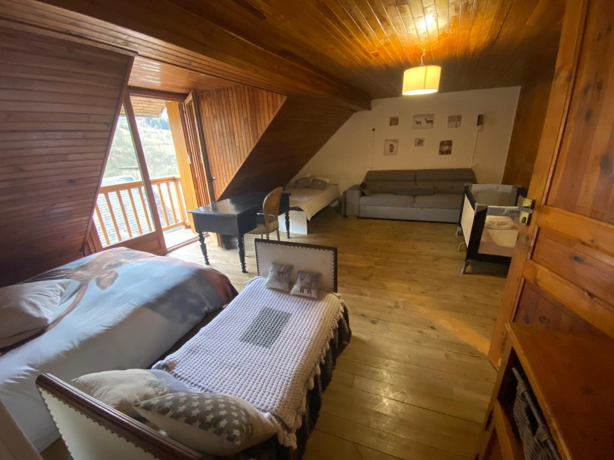 Maison Pyrénées Saint-Aventin Esterno foto